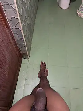 yo19boy online show from November 27, 6:47 am