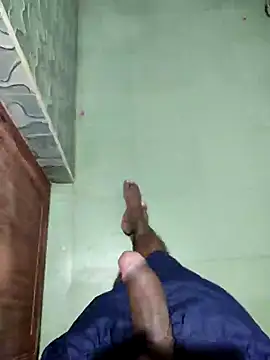 yo19boy online show from December 12, 7:41 am