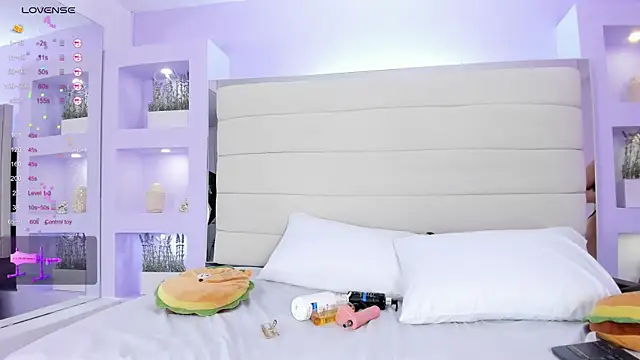 Snapshot of Isabella_Daniell chatting on January 16, 3:54 am Isabella Daniell online show from January 16, 3:54 am