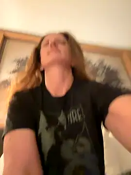 MeraSquirtsALot online show from October 28, 5:39 am