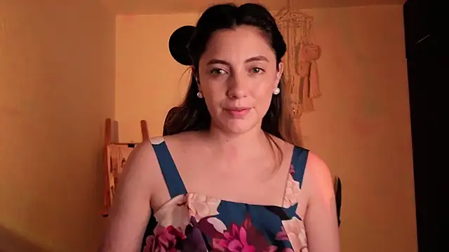 Mala Bad online show from November 9, 2:21 pm