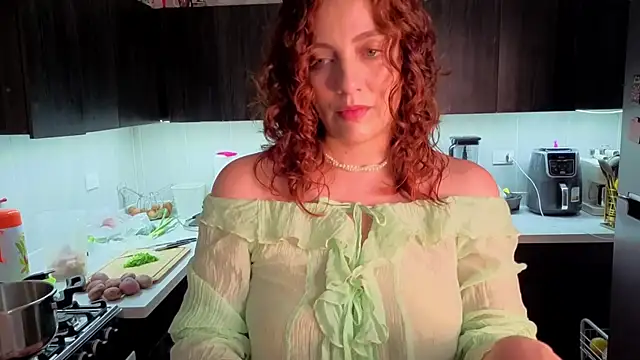 Mala Bad online show from May 6, 2:54 pm