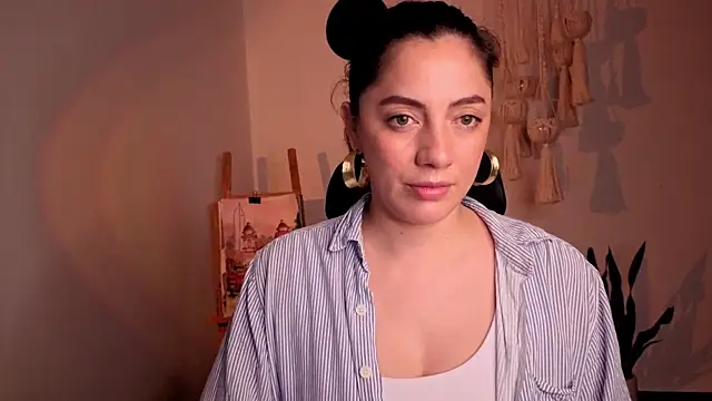 Mala Bad online show from December 21, 3:36 pm