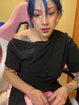 Lucygothic online show from March 7, 4:35 am