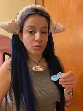 Lucygothic online show from January 23, 1:08 am