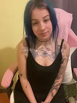 Lucygothic online show from January 16, 7:28 am