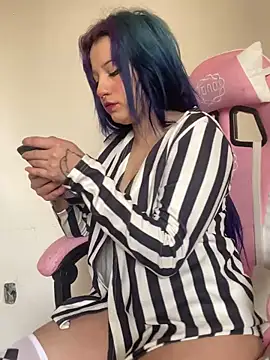 Lucygothic online show from January 2, 10:11 pm