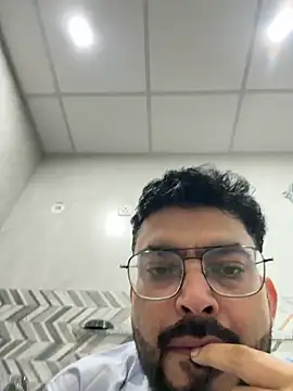 hot rajat online show from May 19, 2:40 am