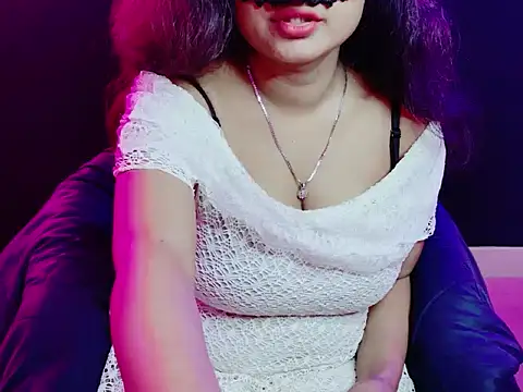 Snapshot of Exotic_Goddess chatting on November 7, 12:21 pm Exotic Goddess online show from November 7, 12:21 pm