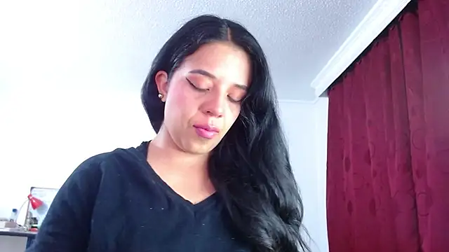 Snapshot of VALERY_MEER chatting on September 13, 1:27 am VALERY MEER online show from September 13, 1:27 am