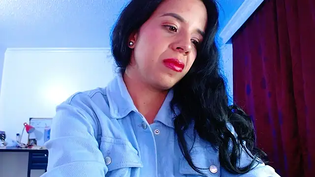 Snapshot of VALERY_MEER chatting on September 24, 1:35 am VALERY MEER online show from September 24, 1:35 am