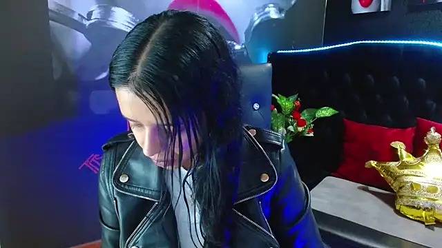 Snapshot of VALERY_MEER chatting on December 19, 12:01 pm VALERY MEER online show from December 19, 12:01 pm