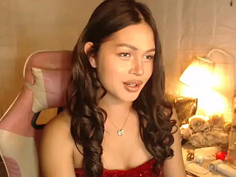 Ashely Lewis online show from November 30, 1:45 pm