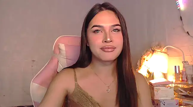 Ashely Lewis online show from January 23, 3:01 pm