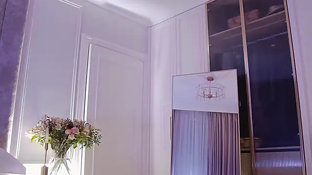 MilaDYstarlight online show from February 16, 8:22 pm