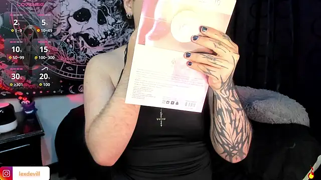 Lexxxxx  online show from November 28, 12:00 am