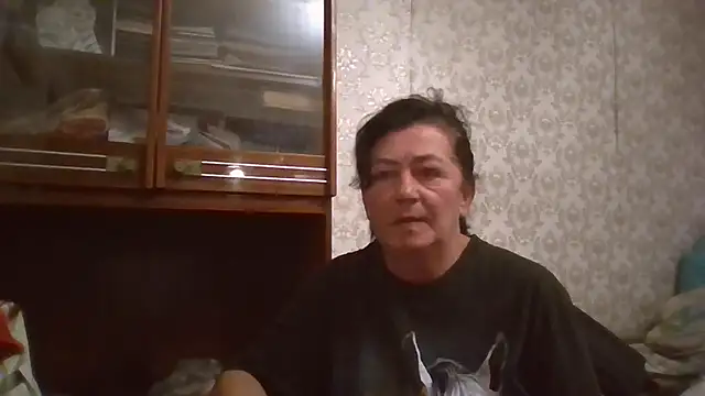 GypsiQueen2 online show from September 26, 7:54 pm