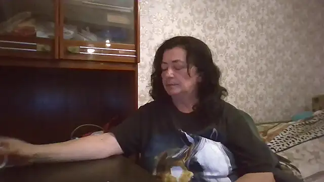 GypsiQueen2 online show from October 9, 4:51 pm