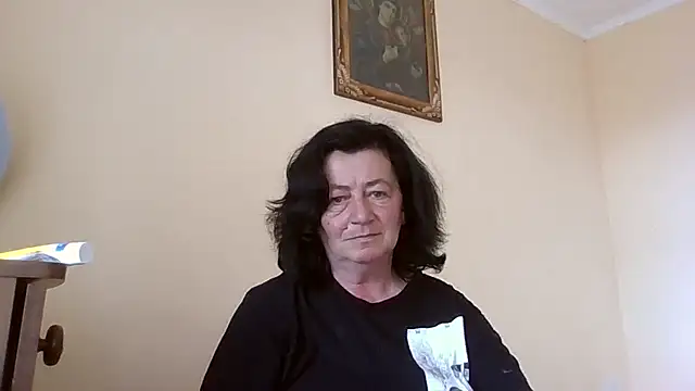 GypsiQueen2 online show from May 31, 12:55 pm