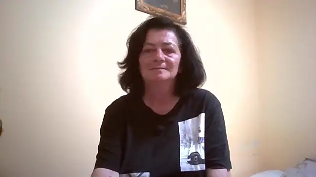 GypsiQueen2 online show from May 25, 7:34 pm