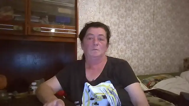 GypsiQueen2 online show from September 20, 7:19 pm