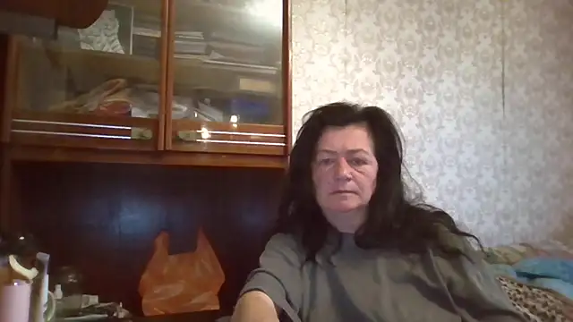 GypsiQueen2 online show from November 16, 5:34 am