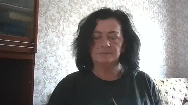 GypsiQueen2 online show from July 5, 8:32 am