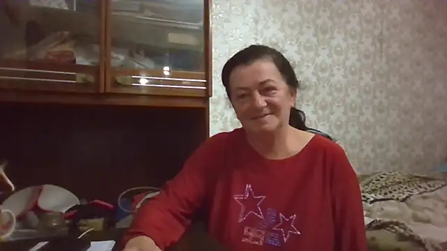 GypsiQueen2 online show from October 15, 6:38 pm