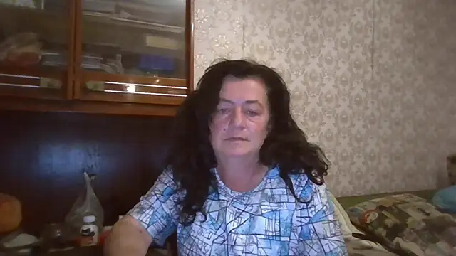 GypsiQueen2 online show from September 15, 7:36 pm