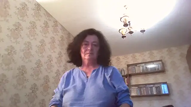GypsiQueen2 online show from July 7, 4:54 pm
