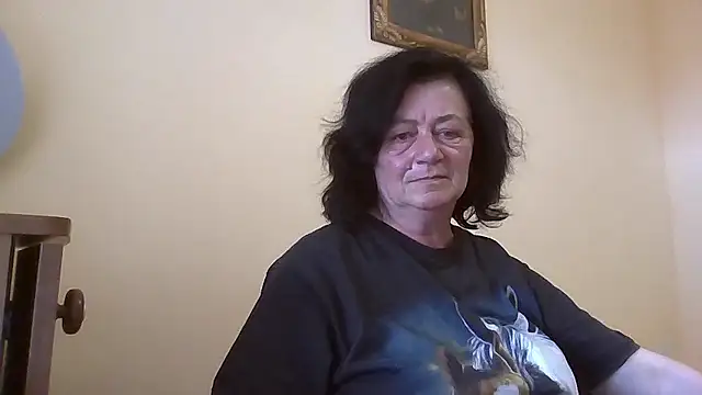 GypsiQueen2 online show from May 12, 3:29 pm