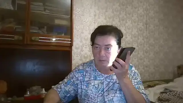 GypsiQueen2 online show from September 19, 6:56 pm