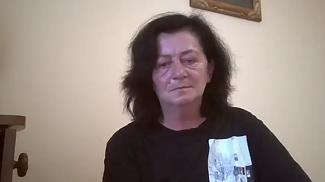 GypsiQueen2 online show from June 3, 4:33 pm