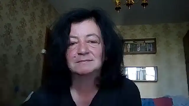 GypsiQueen2 online show from July 16, 6:21 am