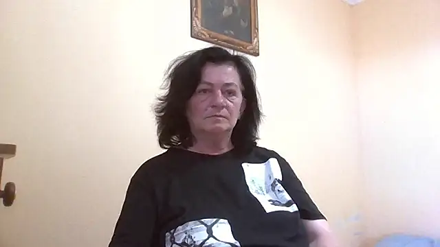 GypsiQueen2 online show from June 17, 5:23 pm