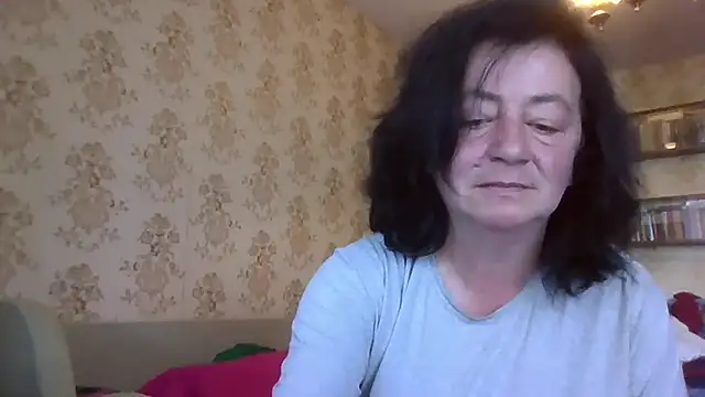 GypsiQueen2 online show from July 9, 9:43 am