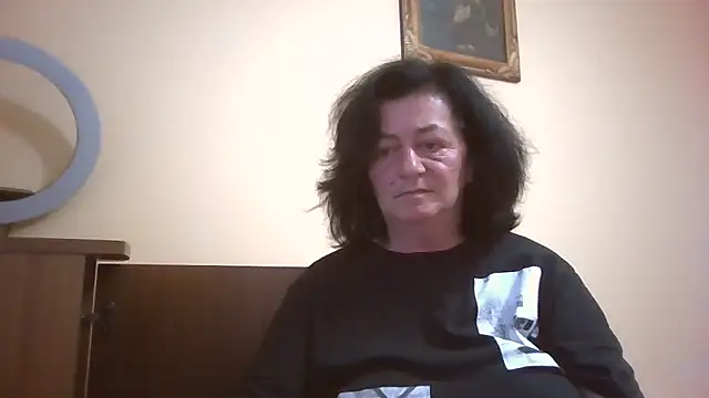 GypsiQueen2 online show from June 6, 6:13 pm