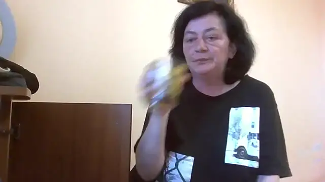 GypsiQueen2 online show from May 5, 5:16 pm