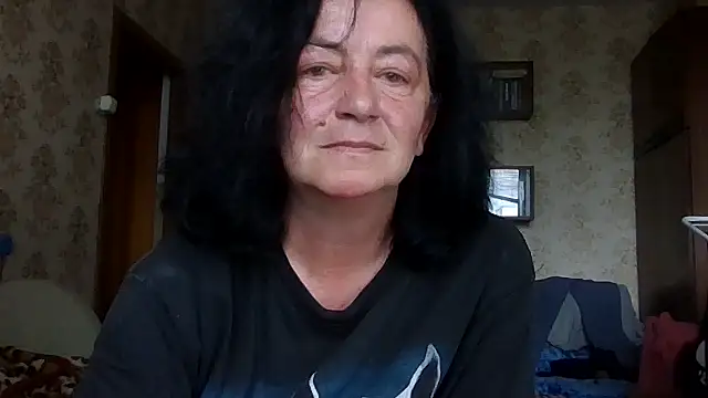 GypsiQueen2 online show from July 15, 11:28 am