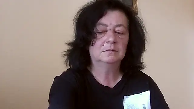 GypsiQueen2 online show from May 17, 9:31 am
