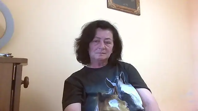 GypsiQueen2 online show from June 1, 5:01 pm