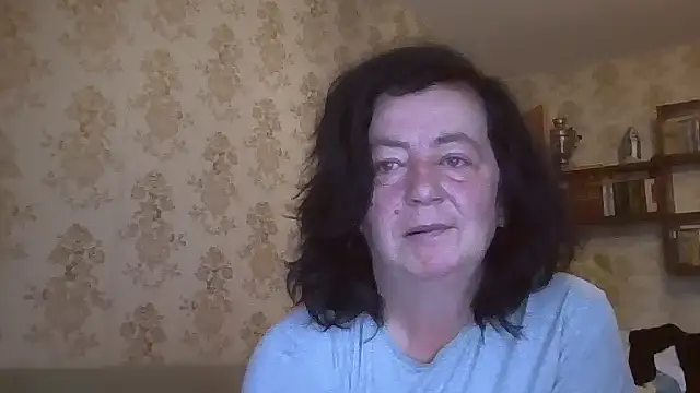 GypsiQueen2 online show from July 10, 4:12 am
