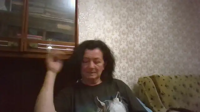 GypsiQueen2 online show from July 4, 7:29 pm