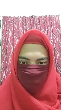 Snapshot of ElisyaHijabDoll chatting on October 3, 5:58 pm ElisyaHijabDoll online show from October 3, 5:58 pm