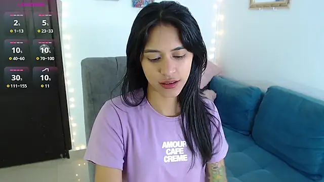 Snapshot of imSophia chatting on September 30, 2:06 am imSophia online show from September 30, 2:06 am