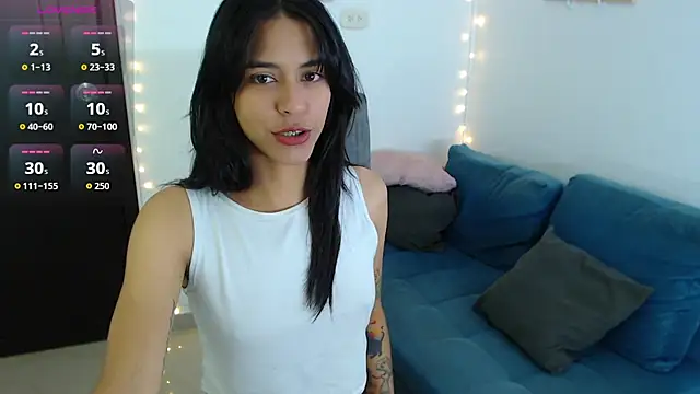 Snapshot of imSophia chatting on October 4, 3:08 am imSophia online show from October 4, 3:08 am