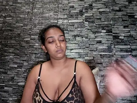 Snapshot of Xindias_fantasyX chatting on April 22, 6:04 pm Xindias fantasyX online show from April 22, 6:04 pm