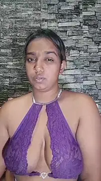 Snapshot of Xindias_fantasyX chatting on November 19, 6:52 pm Xindias fantasyX online show from November 19, 6:52 pm