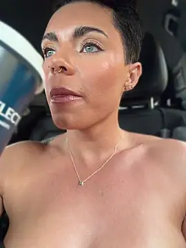 LukeLouHarvey online show from June 18, 6:12 am