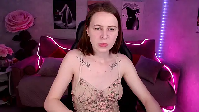 tiffany  burn online show from March 17, 9:44 am